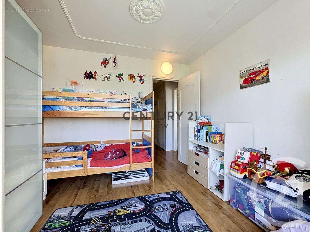 Appartement à MAISONS-ALFORT