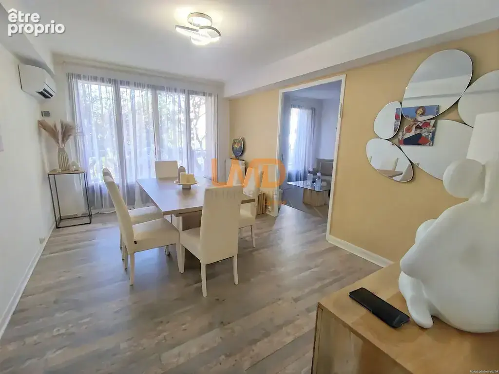 Appartement à MARSEILLE-9E