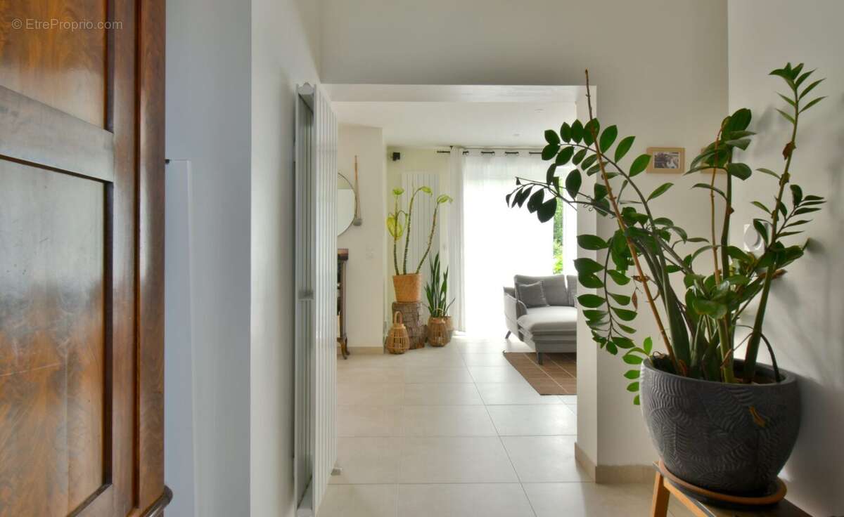 Maison 204 m² à Arcangues  - photo 9