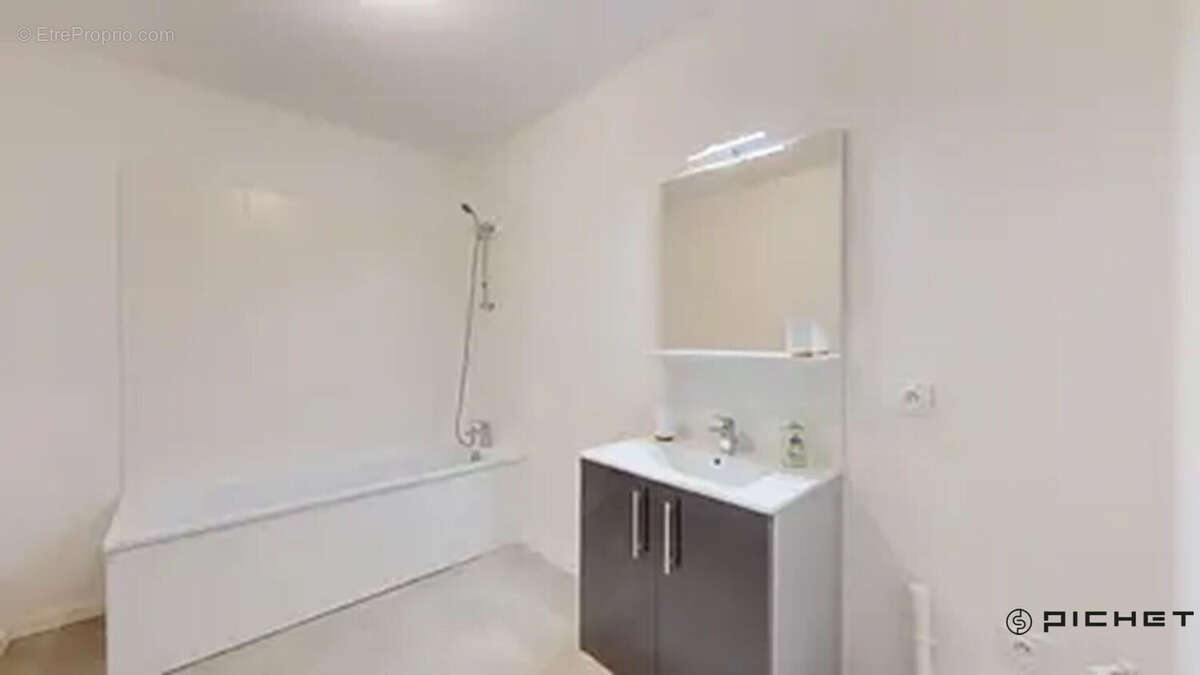 Appartement à SECLIN