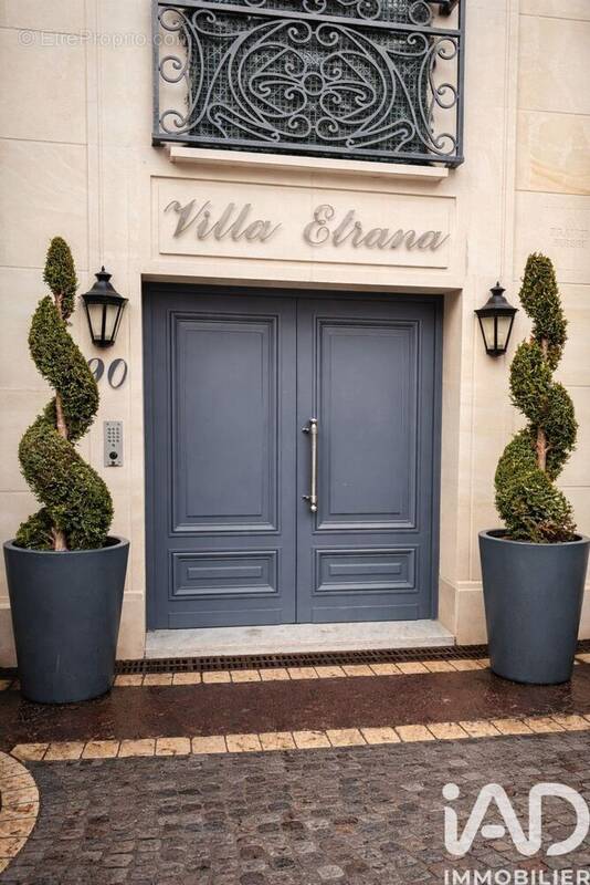 Photo 1 - Appartement à LE PLESSIS-ROBINSON