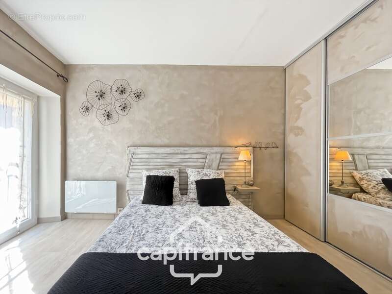 belle poportunité sur Alleins : maison de village de 102 m2 entièrement rénovée et climatisée, 2 niveaux avec 2 grandes chambres - photo 22