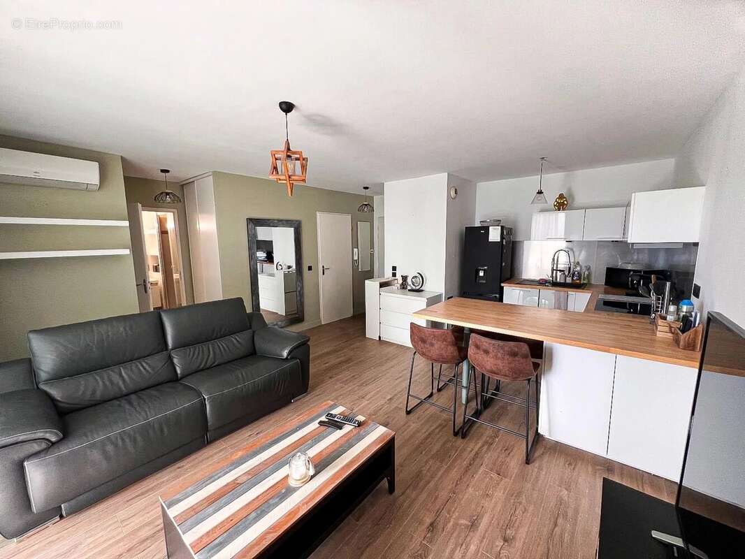 Appartement à CASTELNAU-LE-LEZ