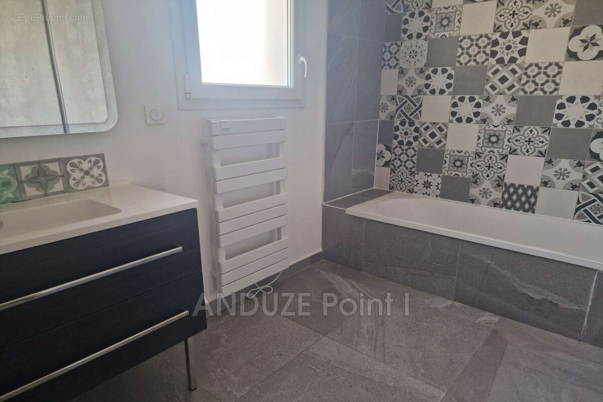 Appartement à BOISSET-ET-GAUJAC