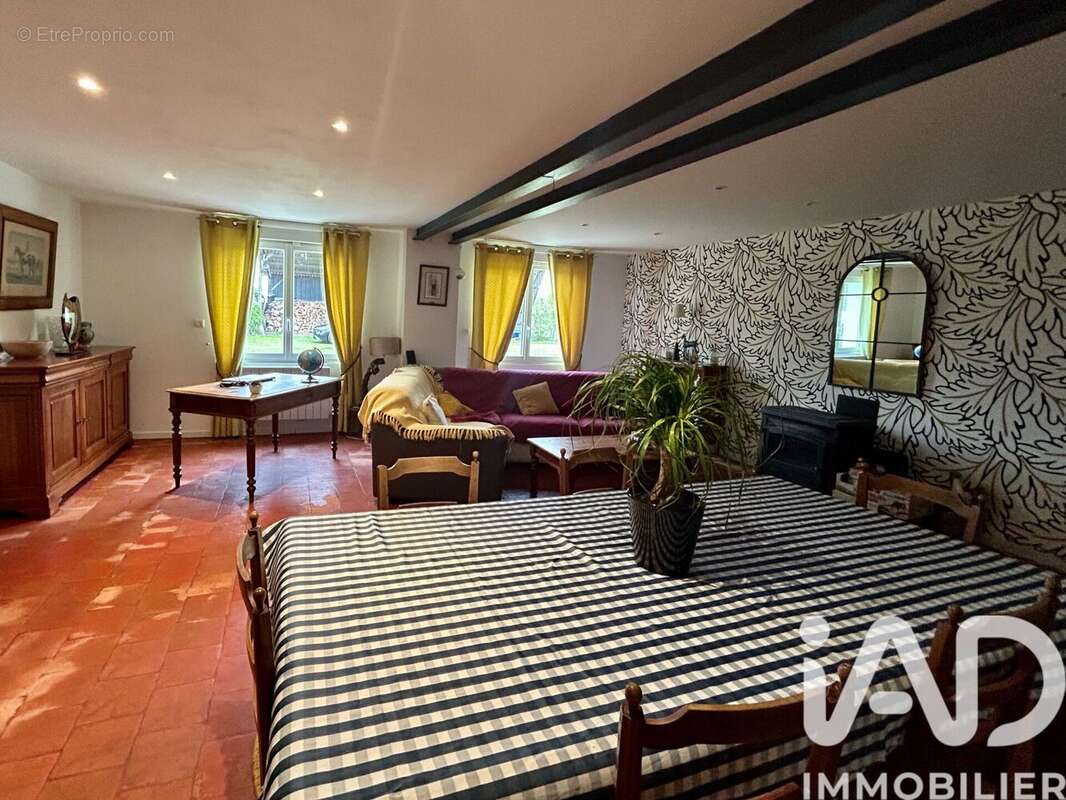 Photo 5 - Maison à ALLONNES