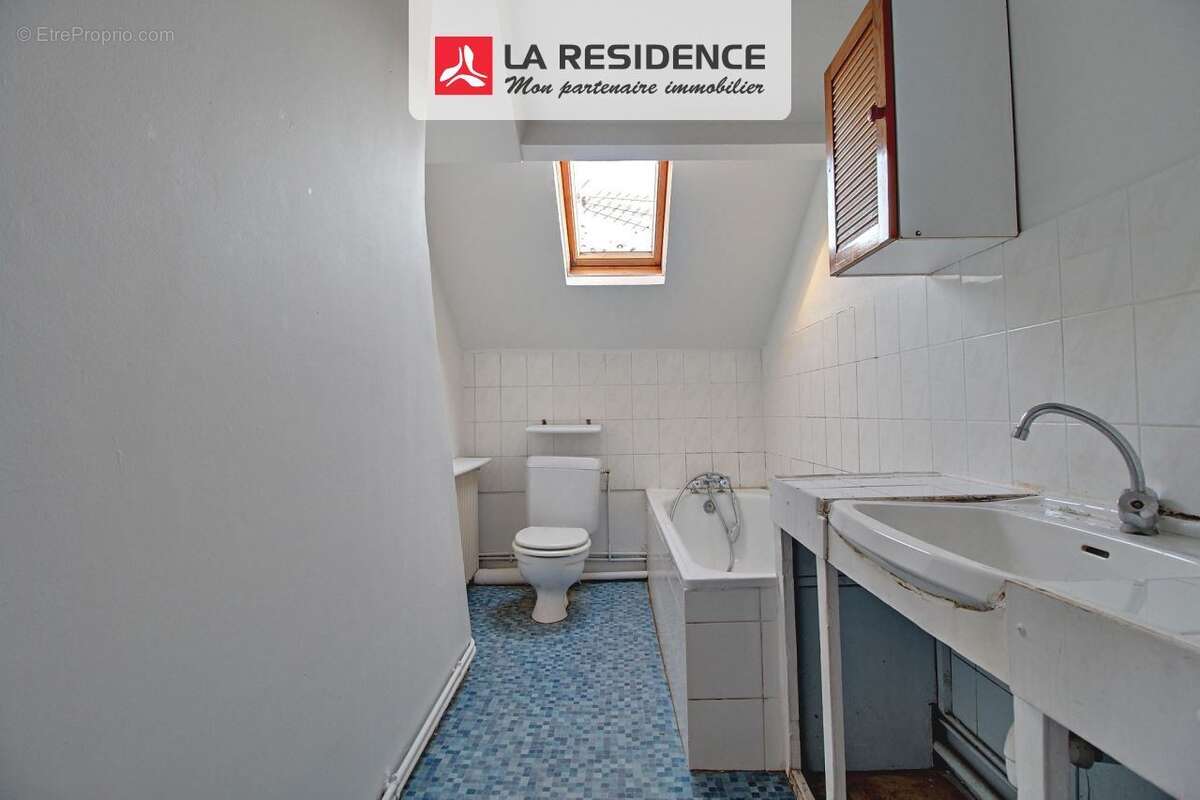 Maison à SAINT-ETIENNE-DU-ROUVRAY