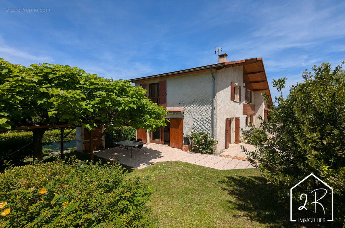 Maison à SAINT-GEORGES-DE-COMMIERS