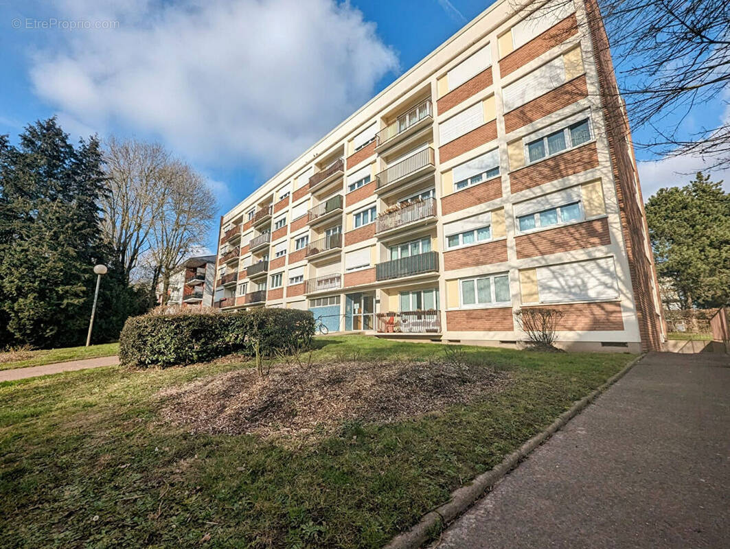 Appartement à VILLIERS-LE-BEL