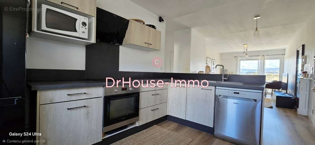 Appartement à FRAISSES