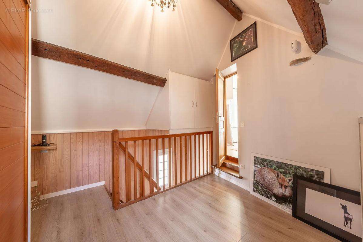 Maison de ville 4 pièces de 127 m² à Villeneuve-sous-Dammartin - photo 10