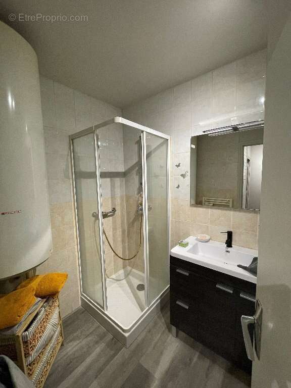 Appartement à MOULINS-ENGILBERT