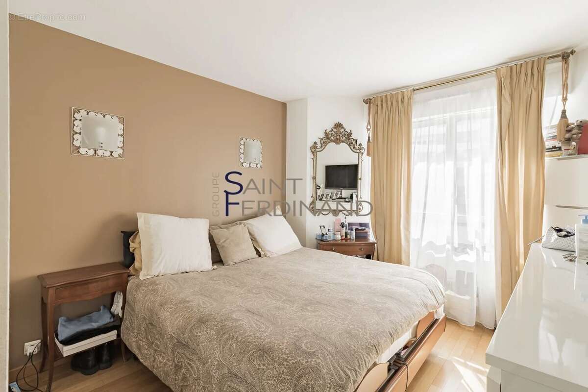 Appartement à BOULOGNE-BILLANCOURT