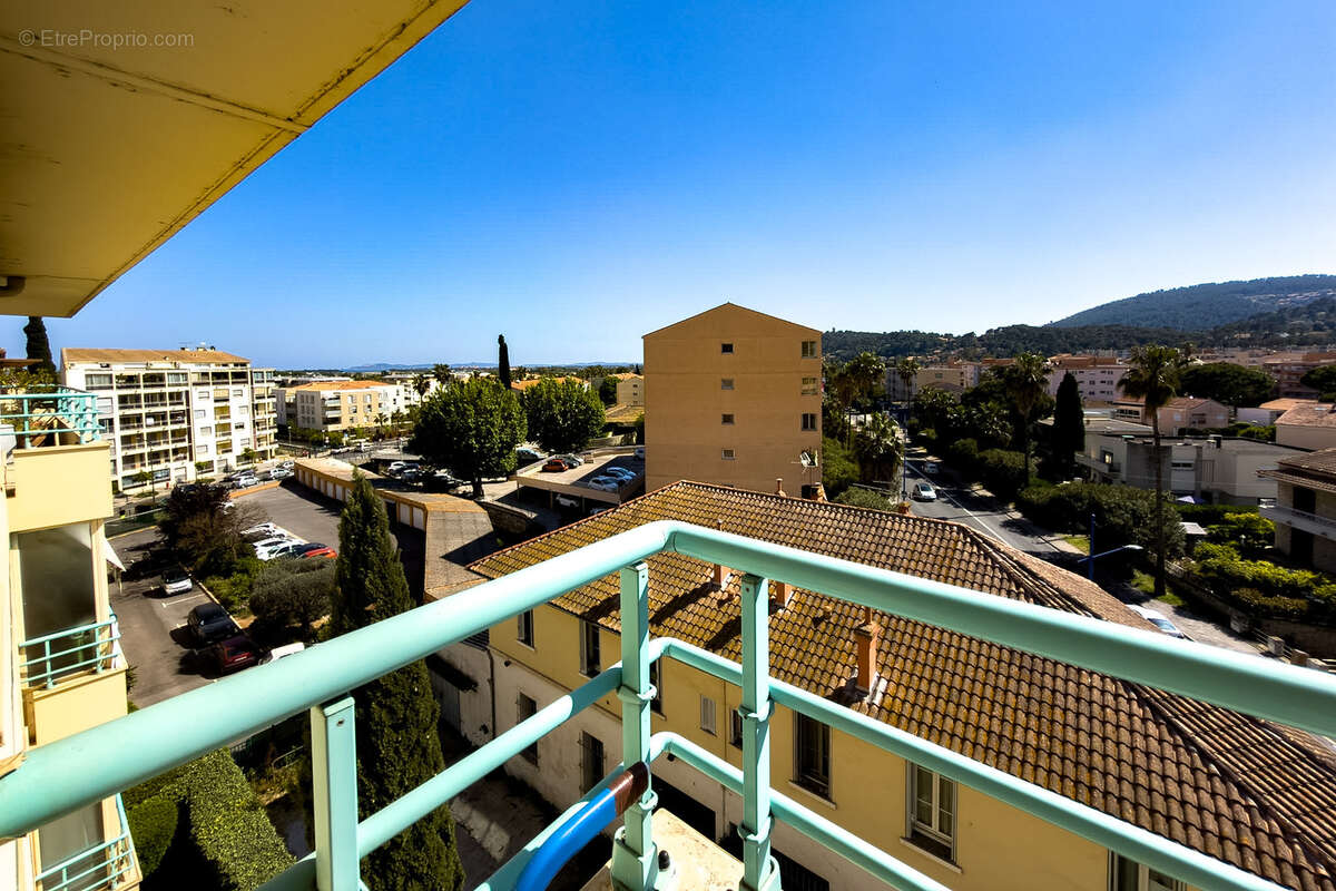 Appartement à HYERES