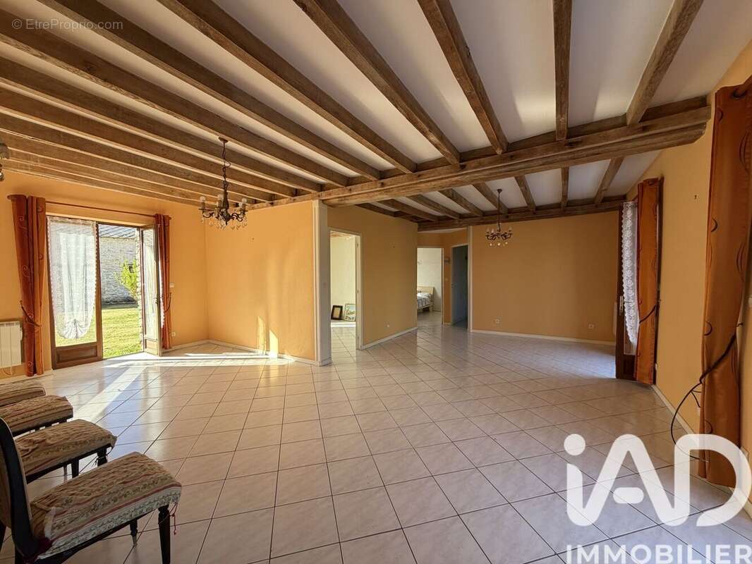 Maison 118 m² à Aulnay-La-Riviere  - photo 7