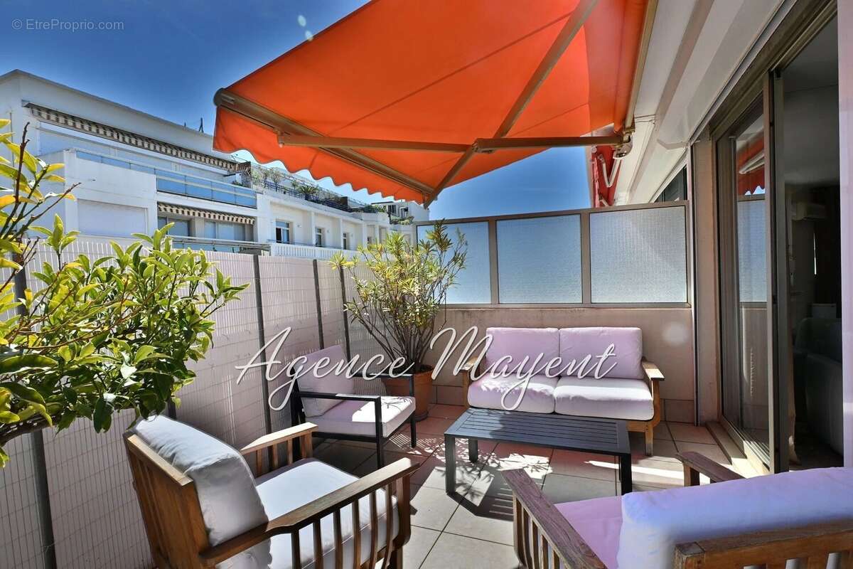 Appartement à CANNES