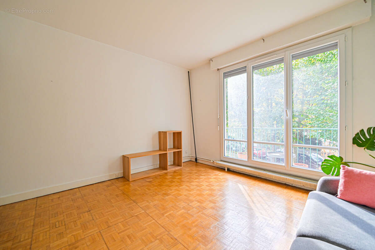 Appartement à SAINT-MAUR-DES-FOSSES