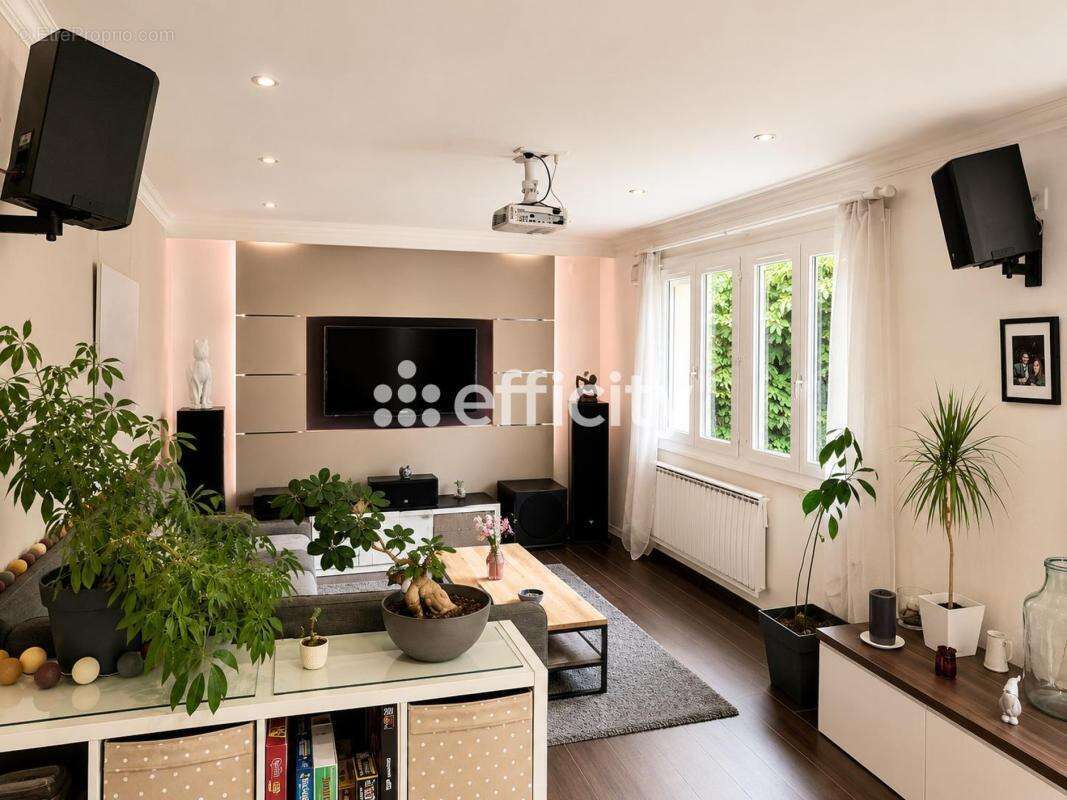 Maison 106 m² à Igny  - photo 4