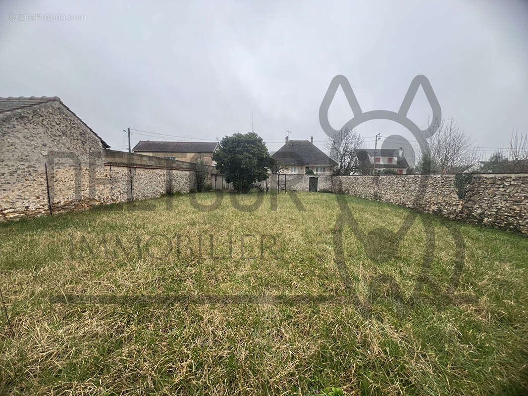 Maison à COULOMMIERS