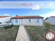 Maison à LA VILLEDIEU-DU-CLAIN