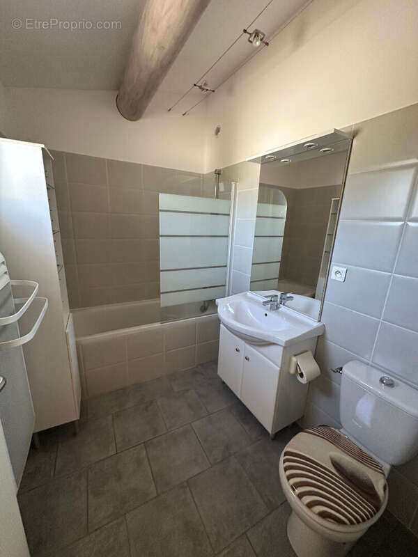 Maison à SAINT-MARTIN-DE-CRAU