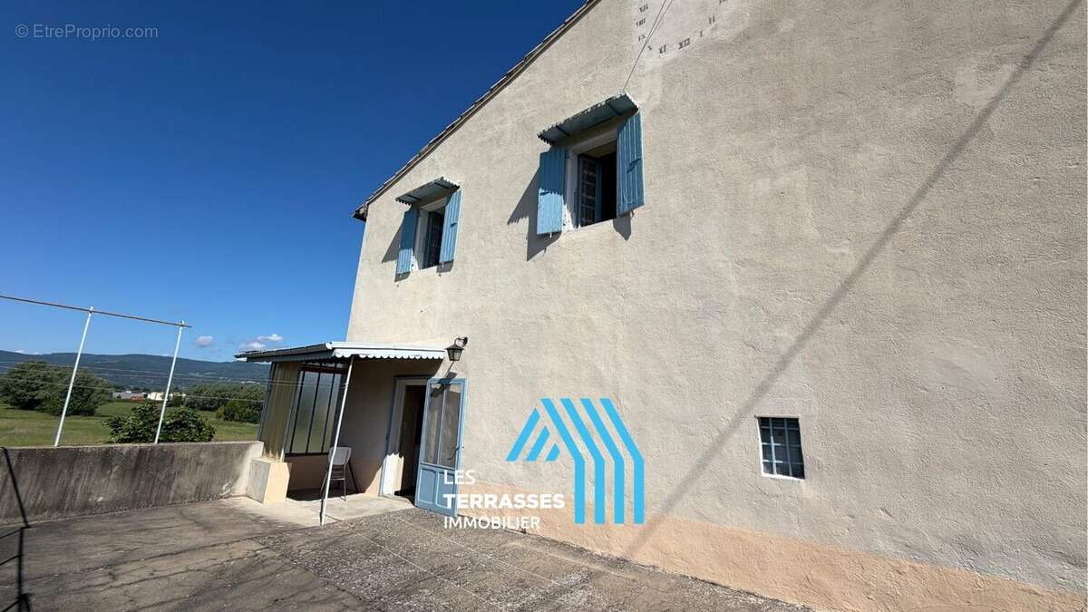 Maison à MONTELIMAR