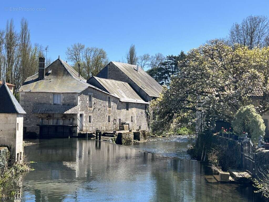 Maison à VERTEUIL-SUR-CHARENTE