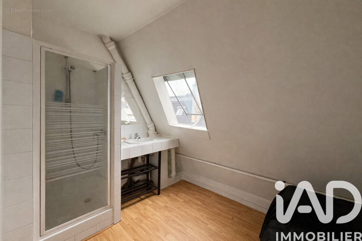 Photo 1 - Appartement à PARIS-16E