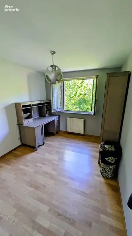 Villa - Secteur  Chatenay - photo 8