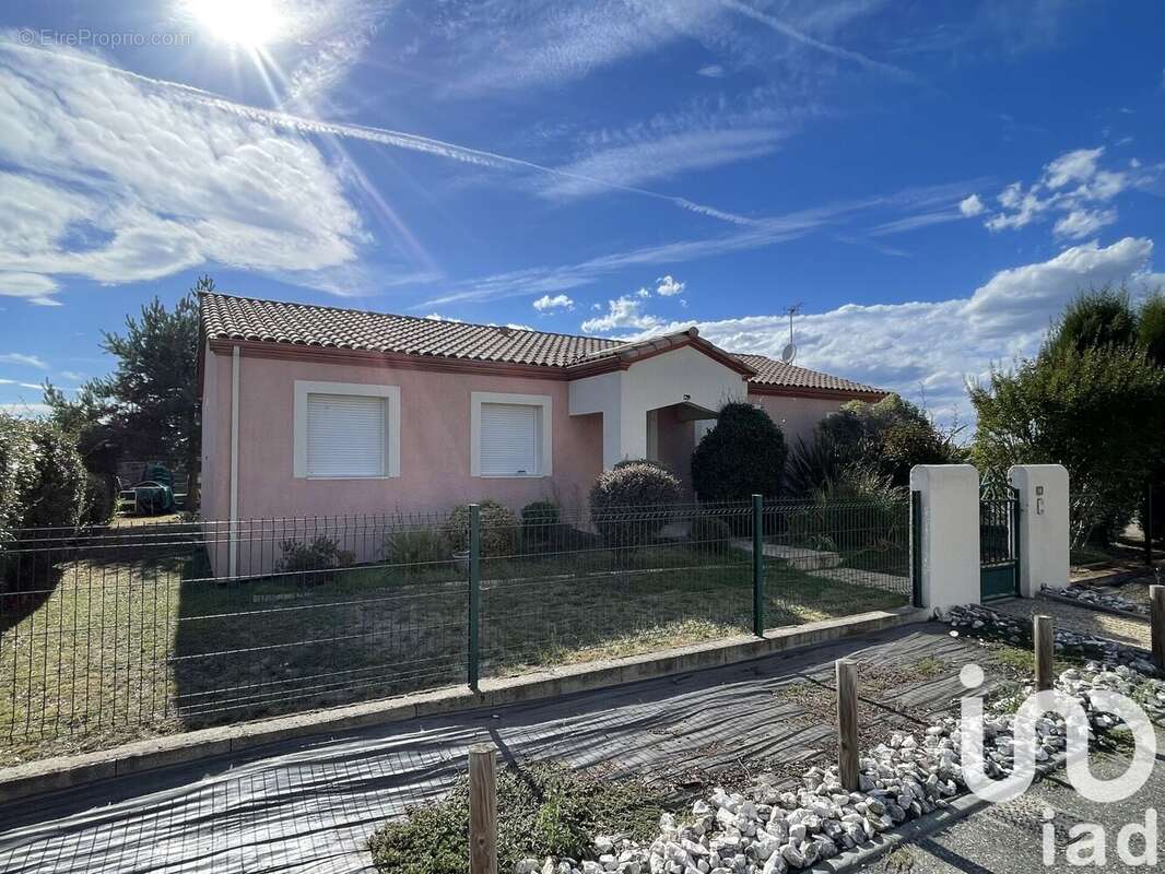 Photo 2 - Maison à DONZAC