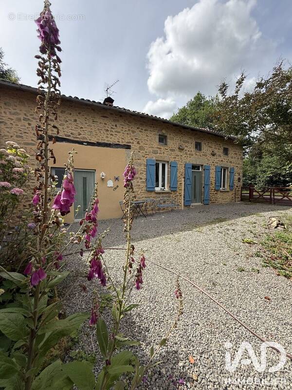 Photo 1 - Maison à MAISONNAIS-SUR-TARDOIRE