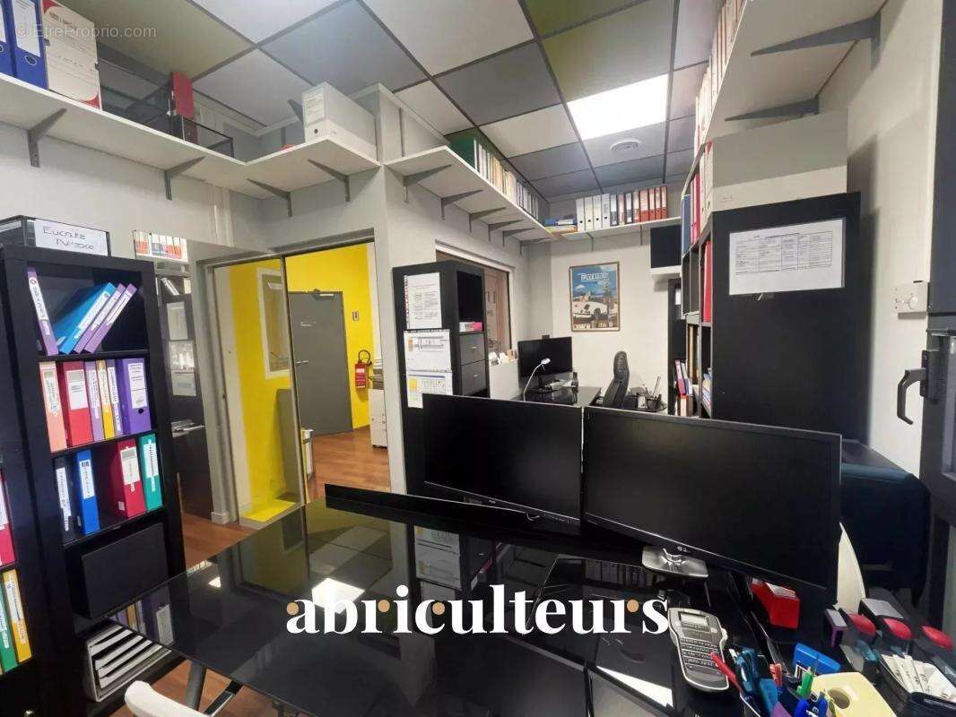 Commerce à AIX-EN-PROVENCE