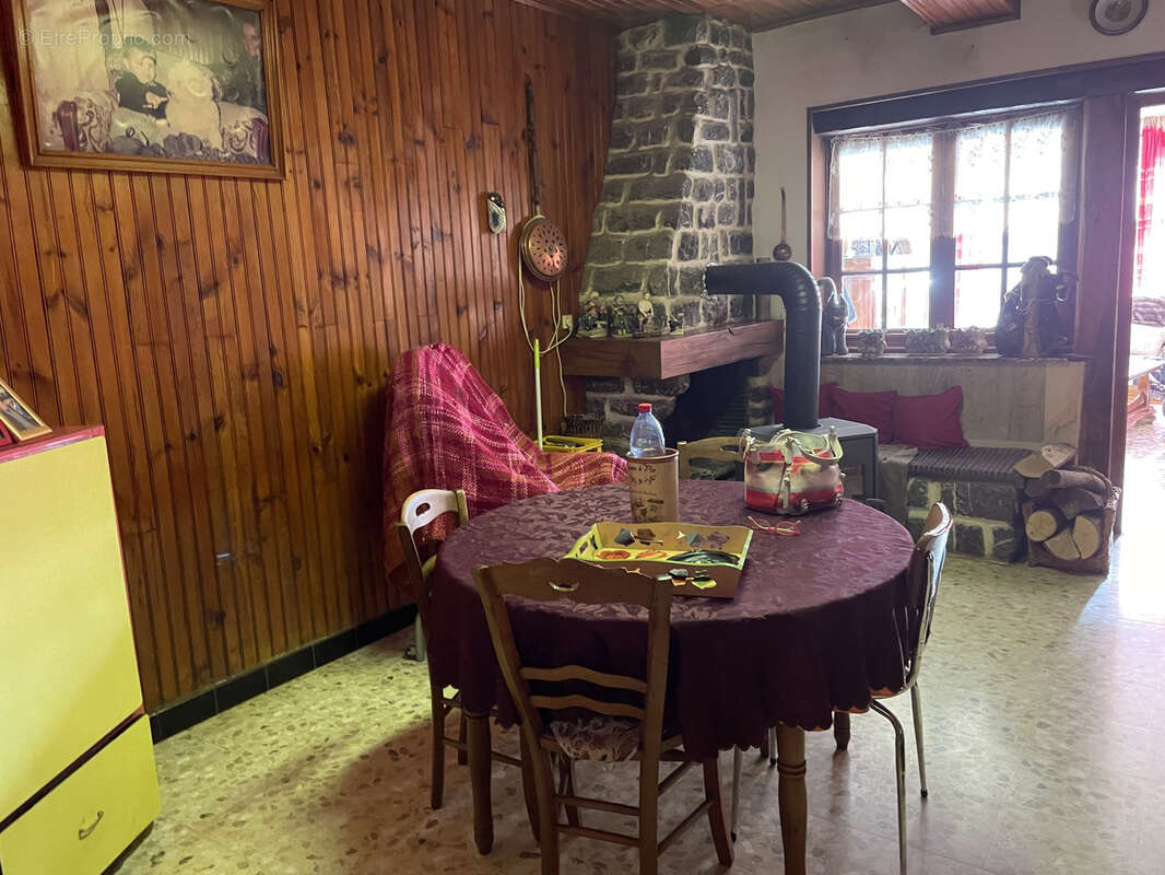 Maison à BUIRONFOSSE