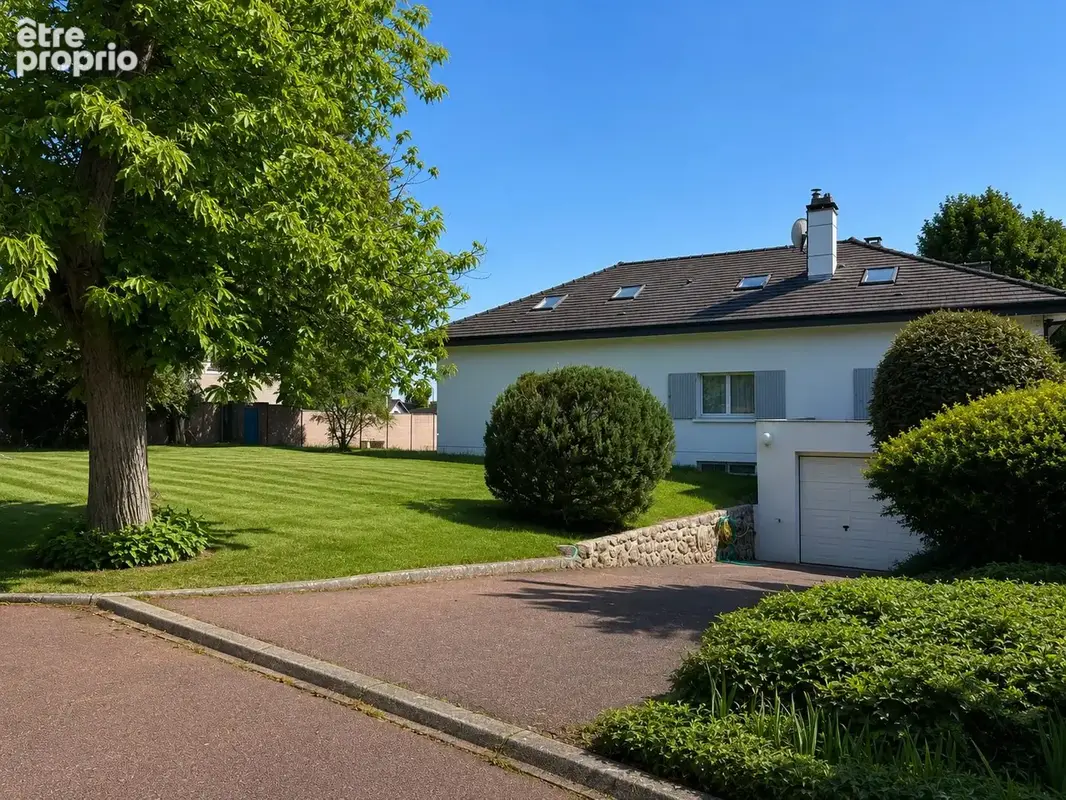 Photo Maison à Soisy-Sur-Seine au prix de 630 000€