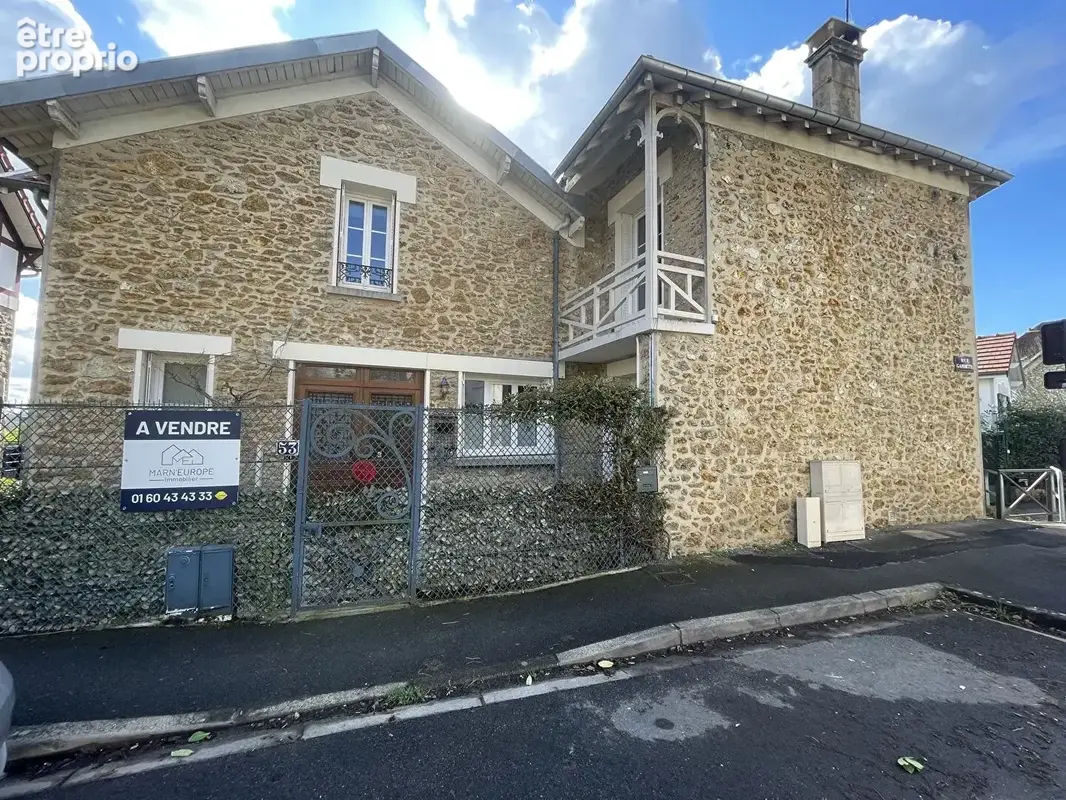 Maison à ESBLY