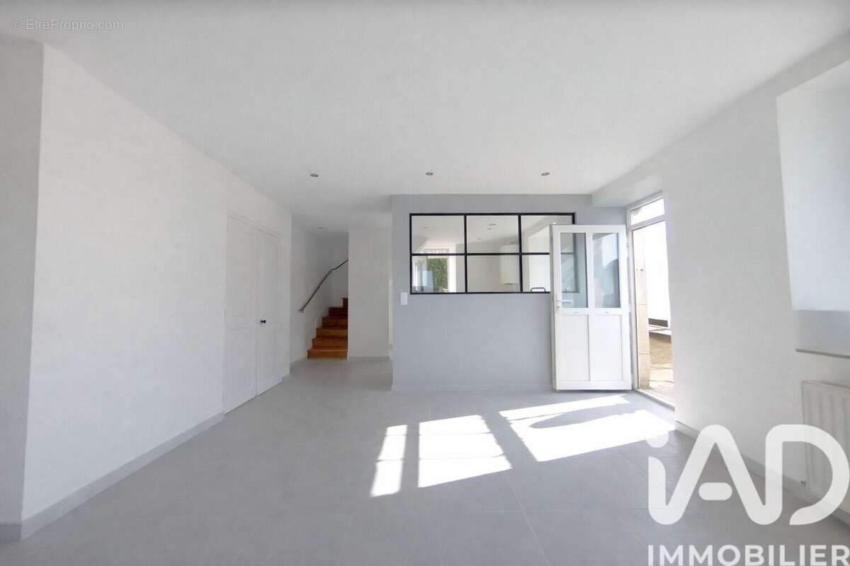 Photo 2 - Appartement à DOLE