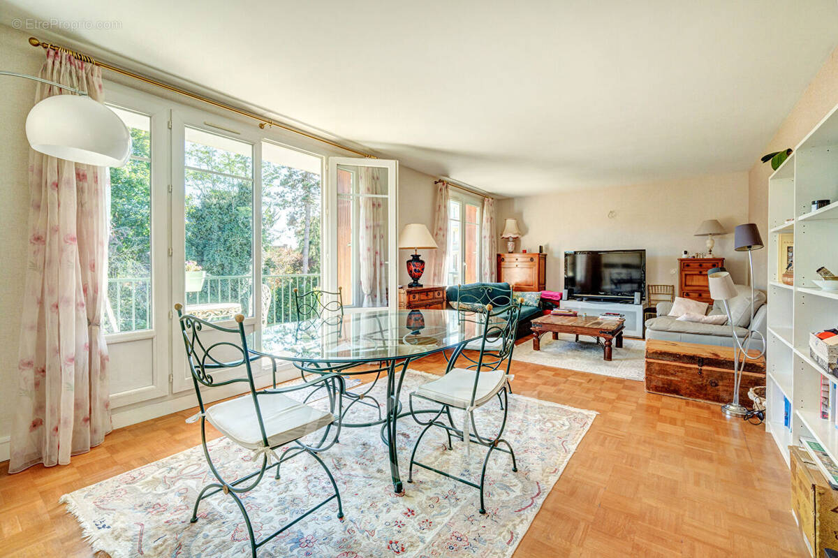 Appartement à MAISONS-LAFFITTE