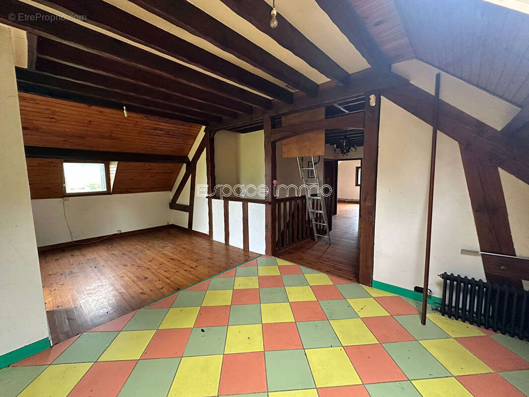 Maison à CLERES