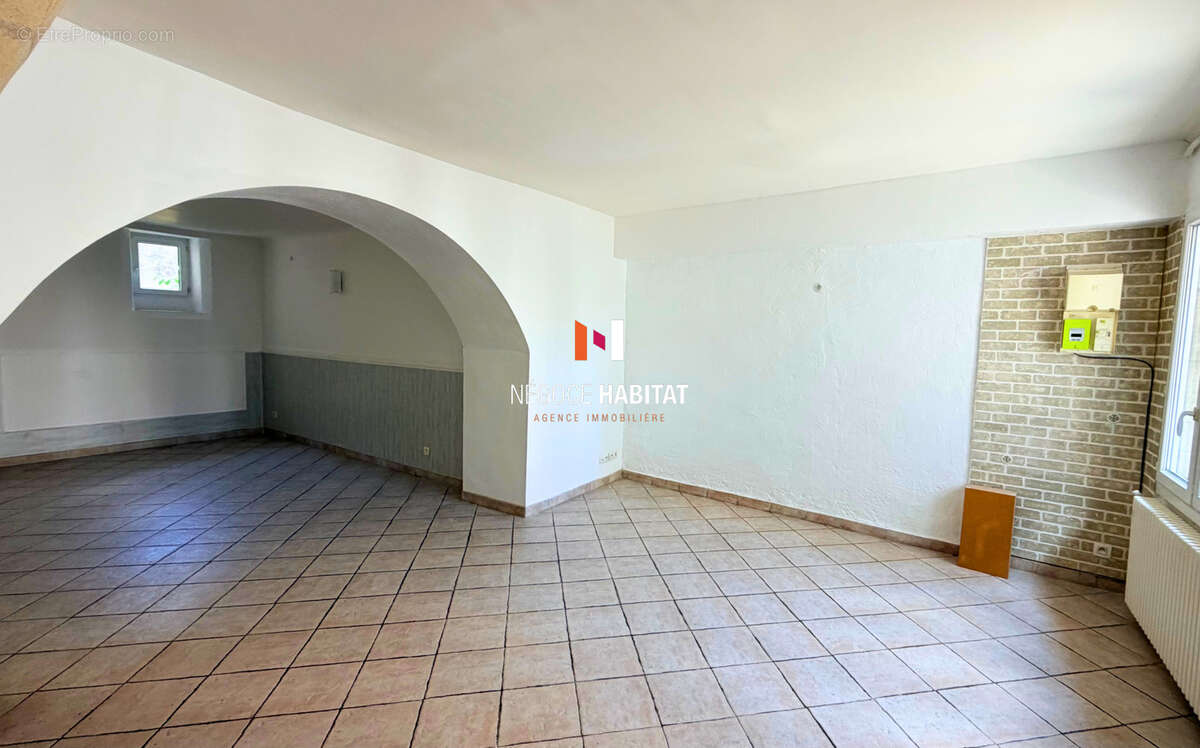 Entre-vignes - Maison de village 4 pièces   75,92 m2   3 chambres   Terrasse   À 15 min de Lunel - photo 4