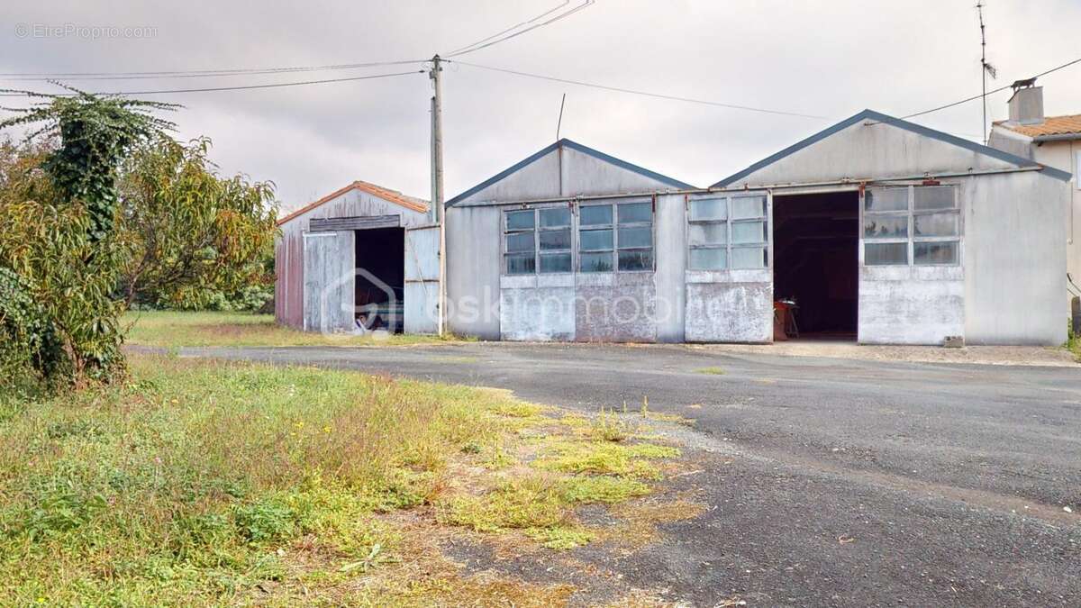 Maison à SAINT-SAVINIEN