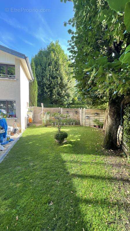 Maison individuelle – 1986 – Jardin 110 m² – 3 chambres + bureau – 2 stationnements - photo 5