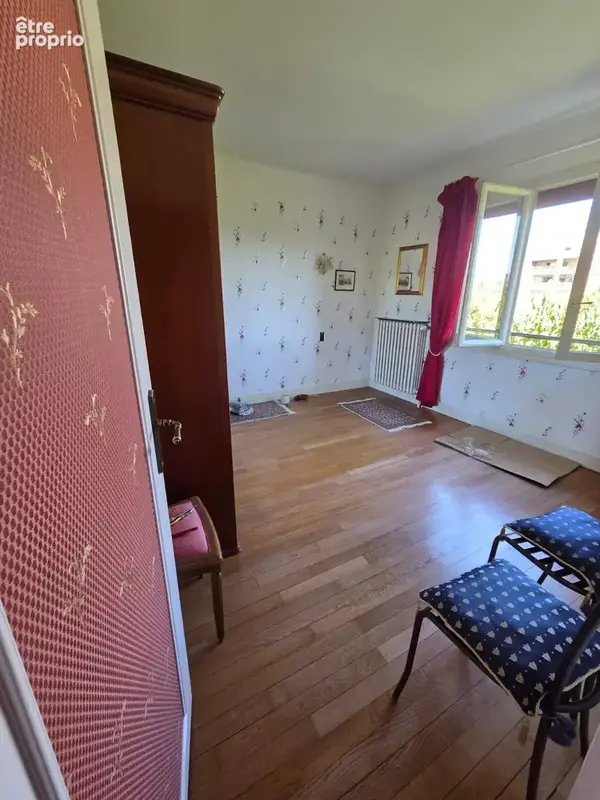 Maison avec garage et terrain - photo 4