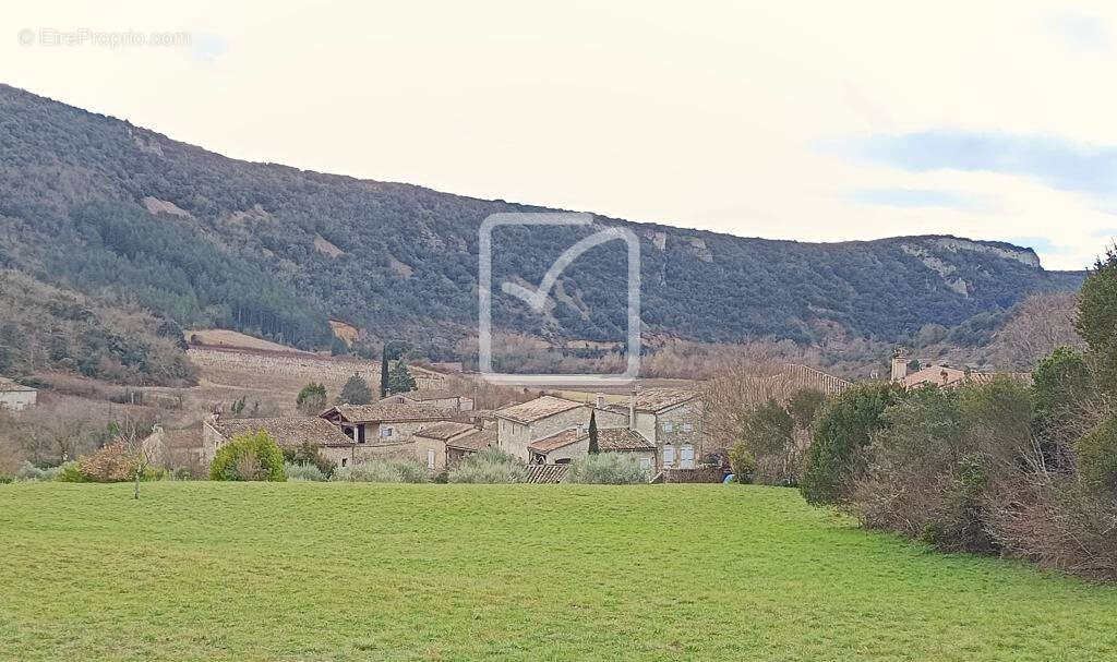 Appartement à SAINT-MAURICE-D'IBIE