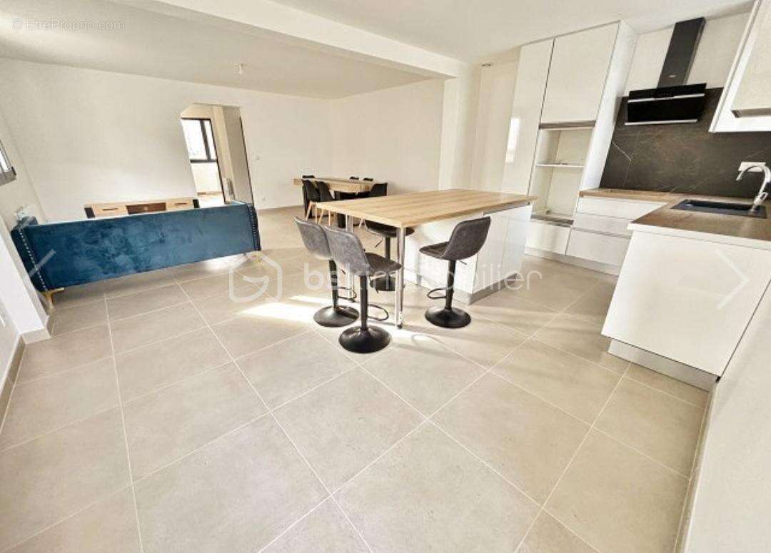 Maison à VILLIERS-SUR-MARNE