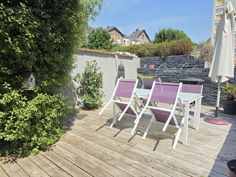 Quartier Montmorency Maison de ville avec terrasse, charme de l’ancien - photo 21