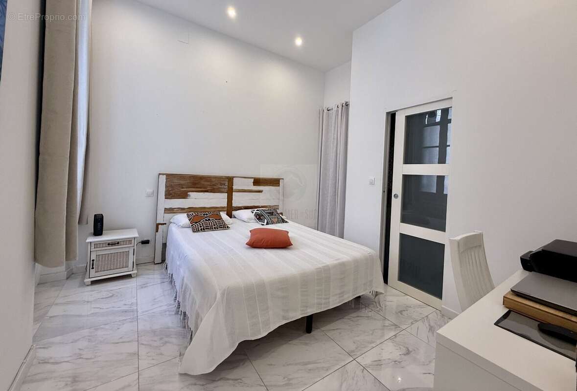 Appartement 105 m² à Beziers  - photo 7