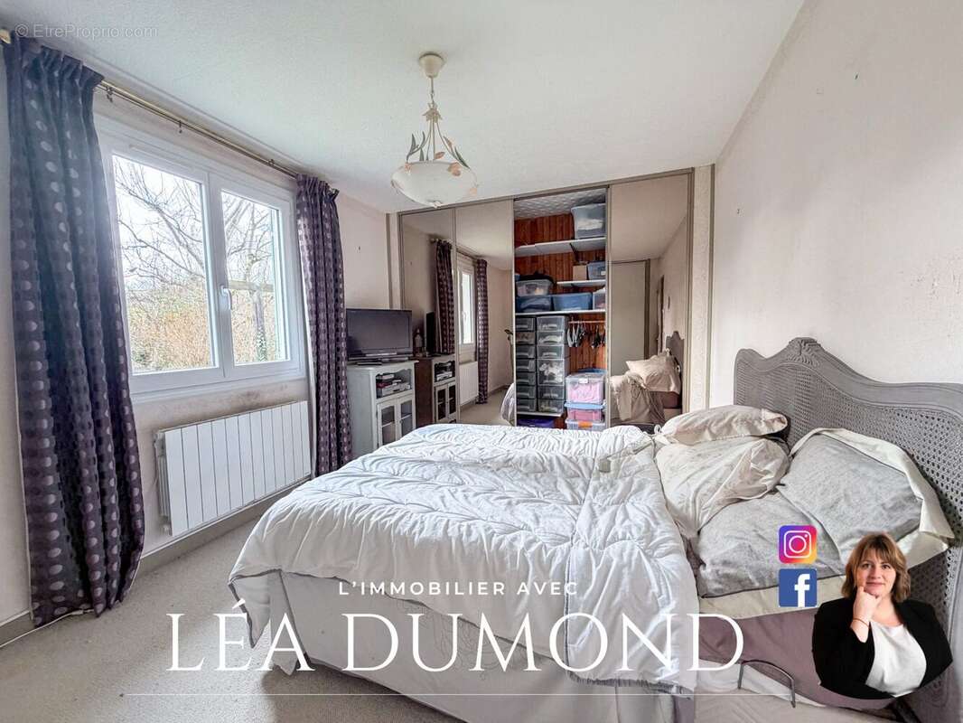 Maison 138 m² à Boisset-Saint-Priest  - photo 9