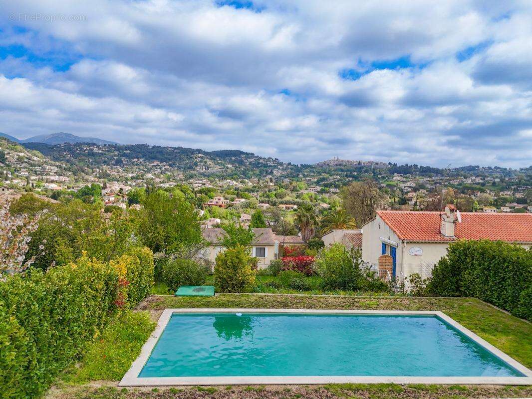 Maison à LA COLLE-SUR-LOUP