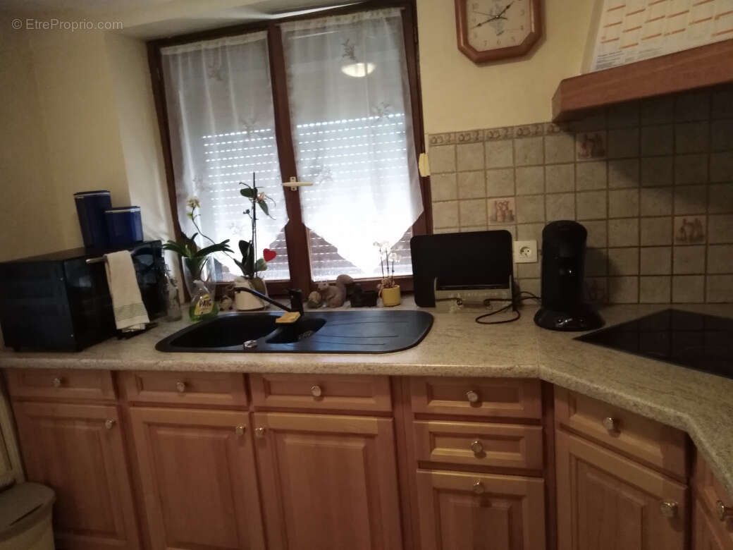 Maison à AISY-SUR-ARMANCON