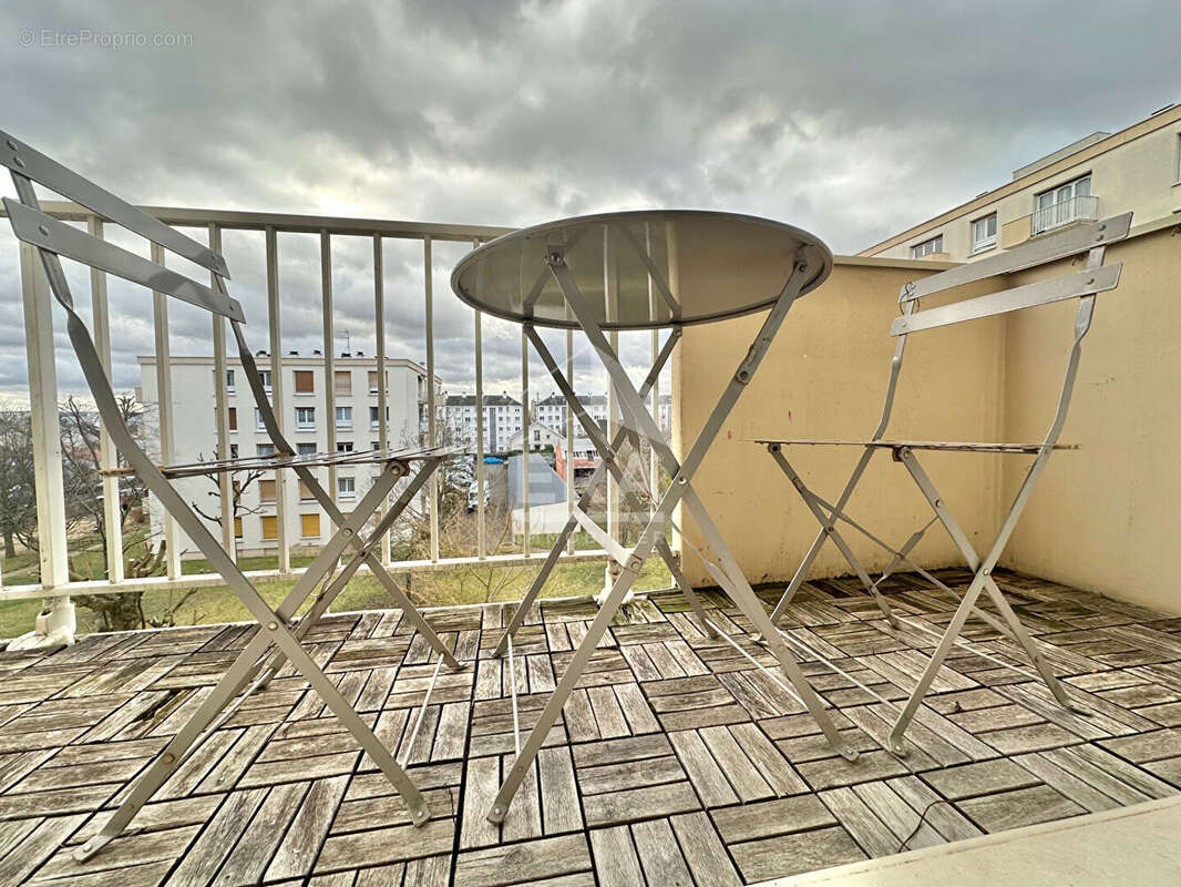 Appartement à HOUILLES