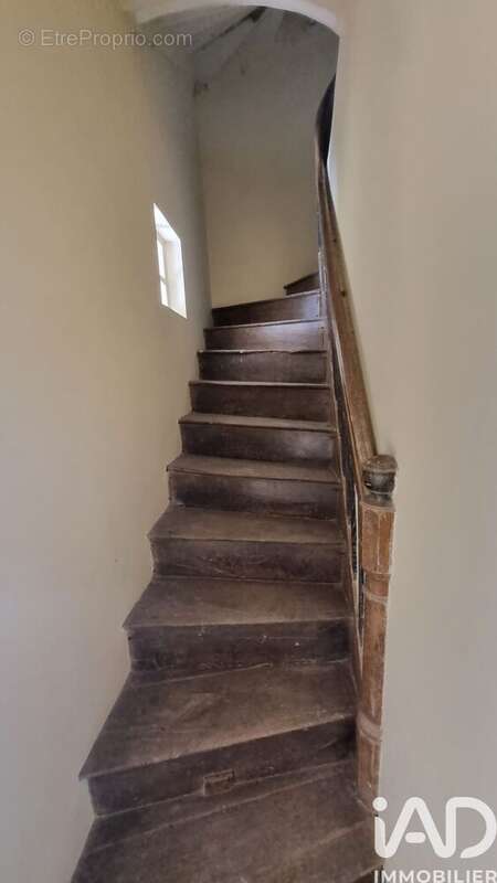 Photo 8 - Maison à SAINT-BERTHEVIN-LA-TANNIERE